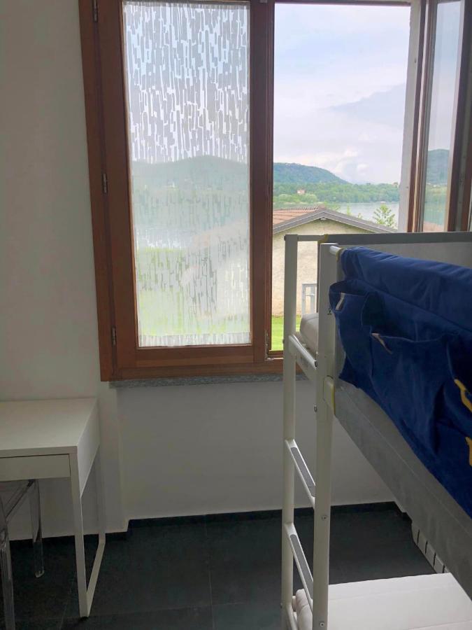 Casa Gaiani Villetta In Riva Al Lago Vista Mozzafiato Varano Borghi エクステリア 写真