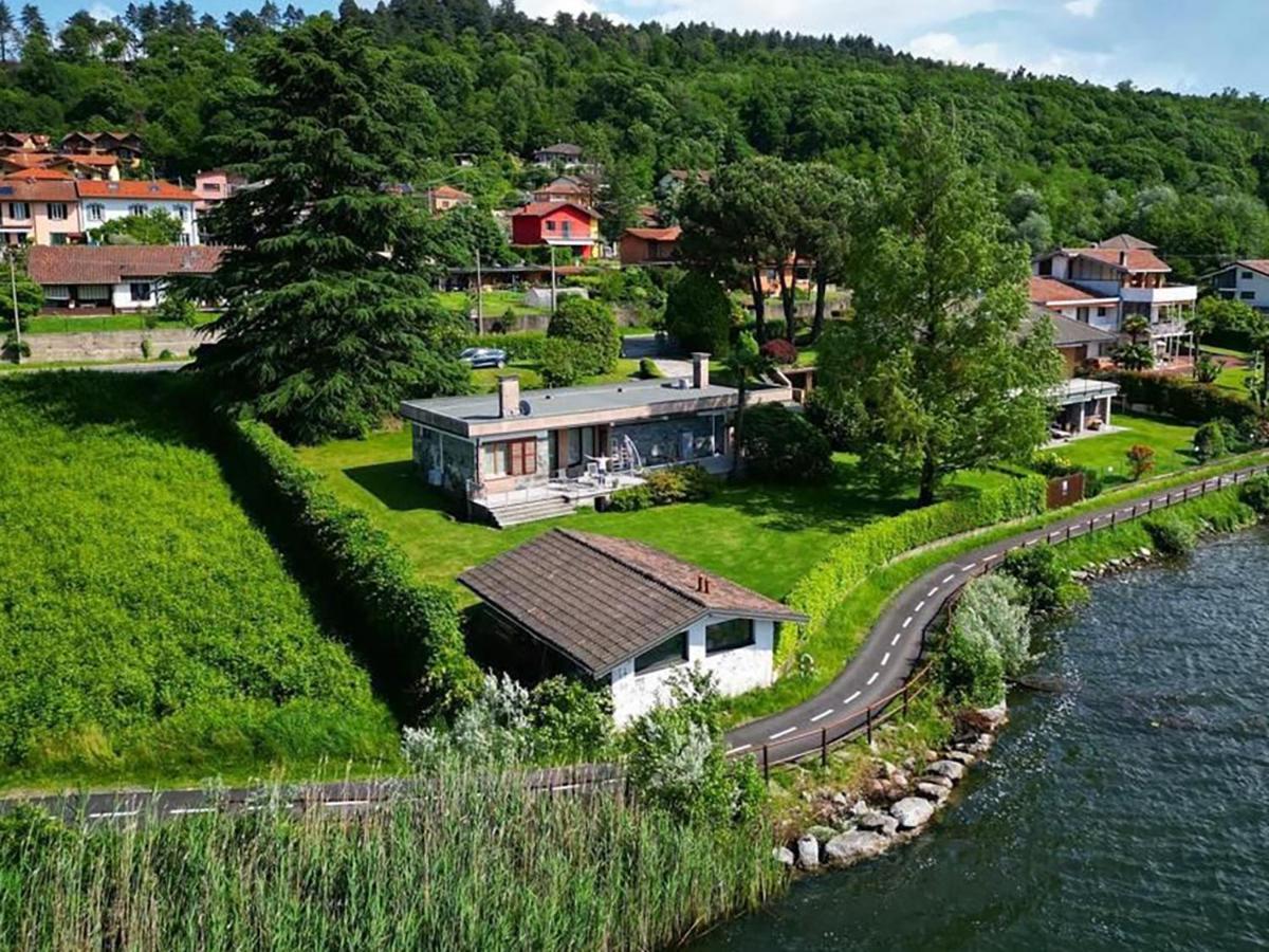 Casa Gaiani Villetta In Riva Al Lago Vista Mozzafiato Varano Borghi エクステリア 写真